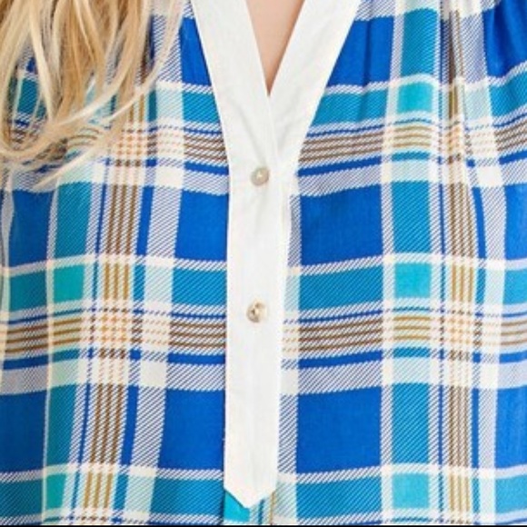 *CLEARANCE* Blue Plaid Sleeveless Collarless Top - Picture 6 of 8